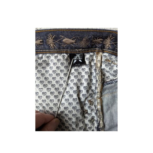 Share Similar Items S42873109-2134-4c59-8a0b-c3fcb895884a85b30abc-b109-4307-8839 - Picture 6 of 6